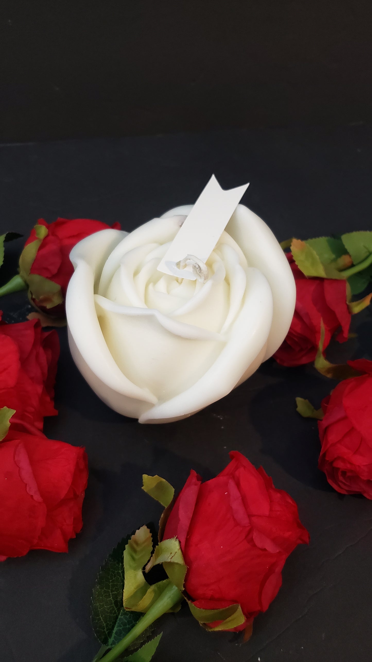 Rose candle